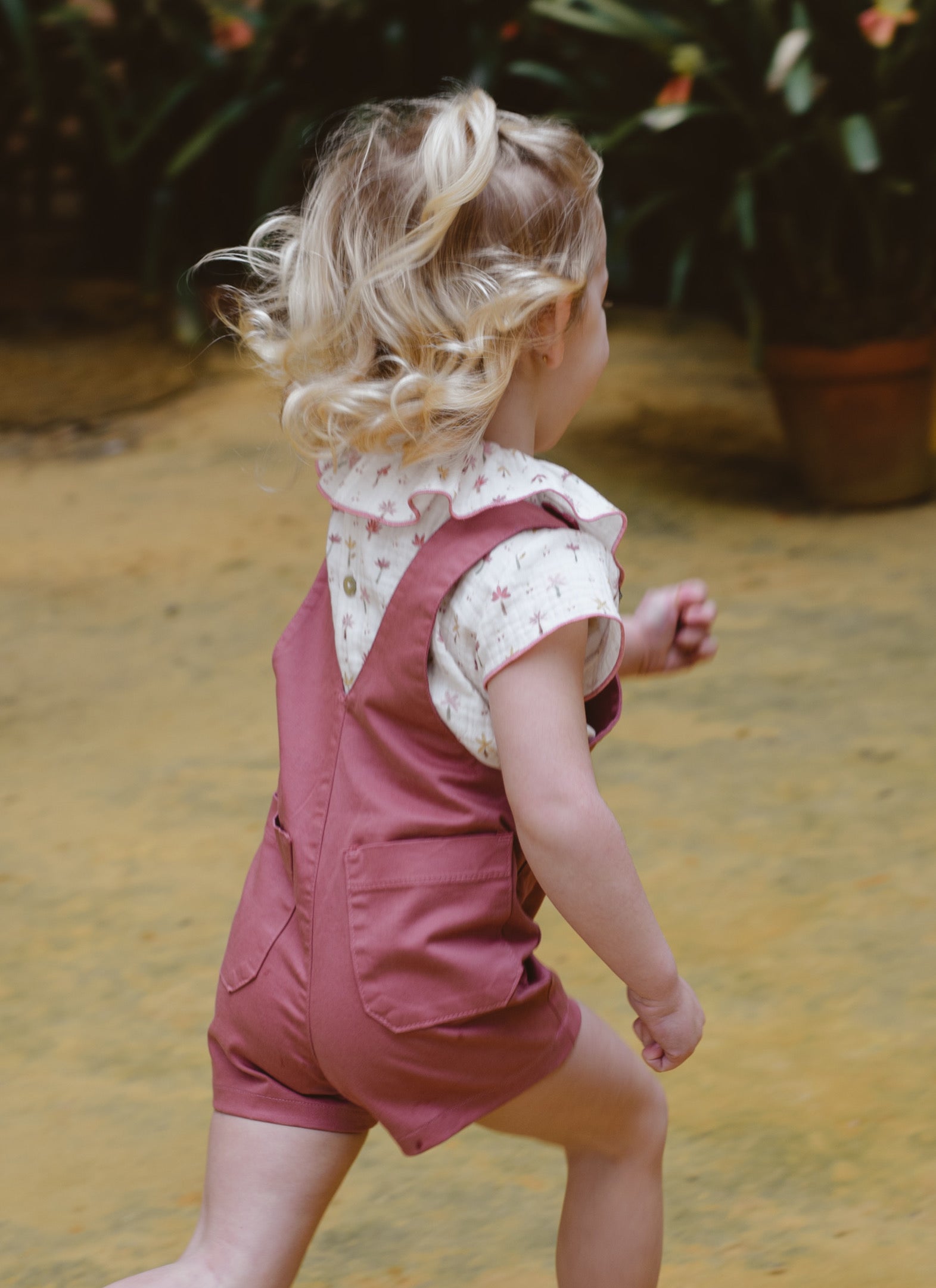 ELAS CANVAS BERMUDA bib overalls. TILE