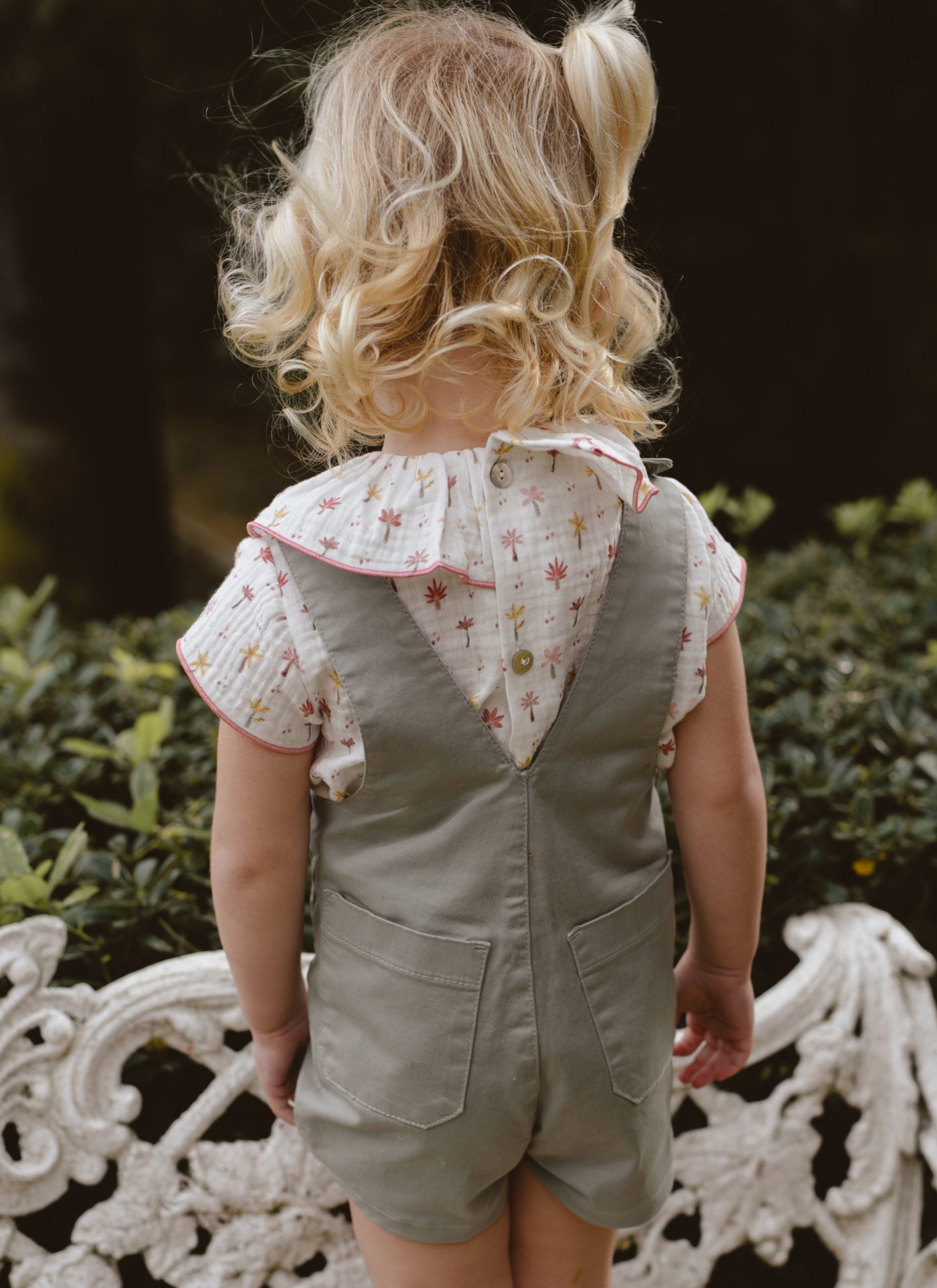 ELAS CANVAS BERMUDA bib overalls. ASH