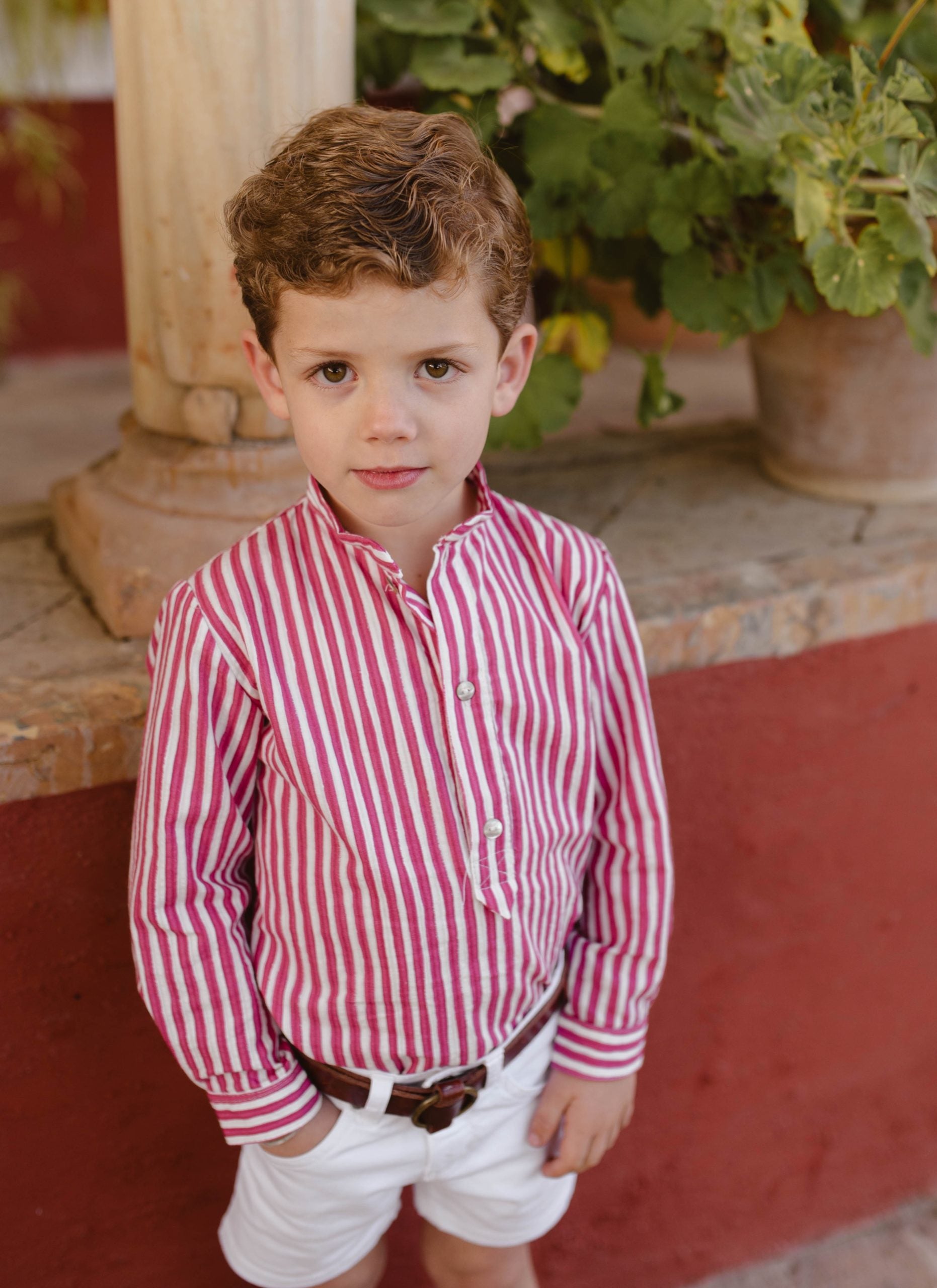 camisa de vestir con cuello mao