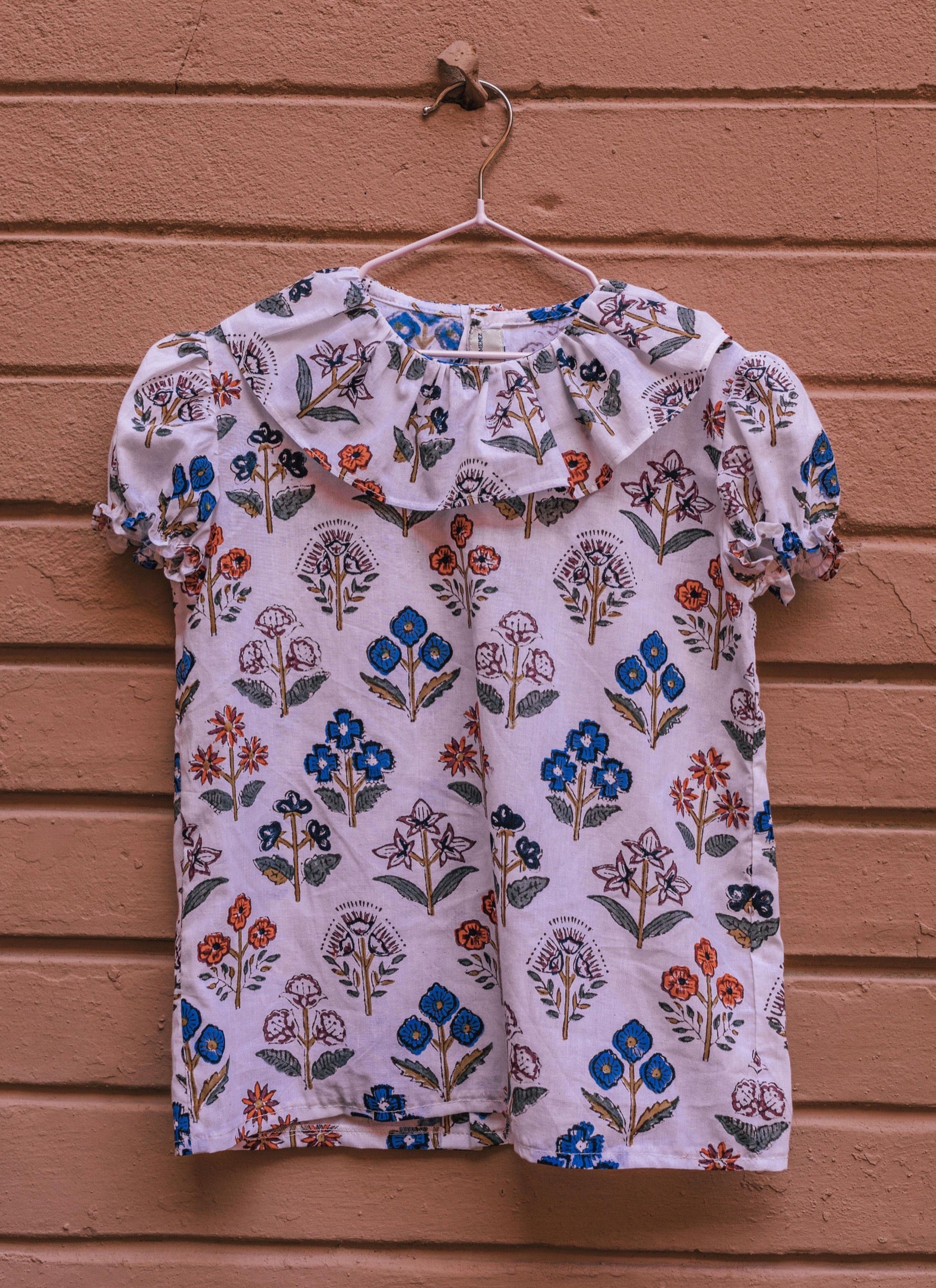 camisa zarzamora blanca